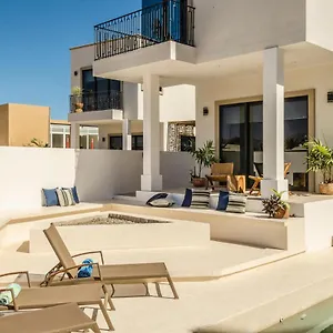 Сasa de vacaciones Casa Gallo, Heated Pool, Exclusive & Great Location, Cabo San Lucas